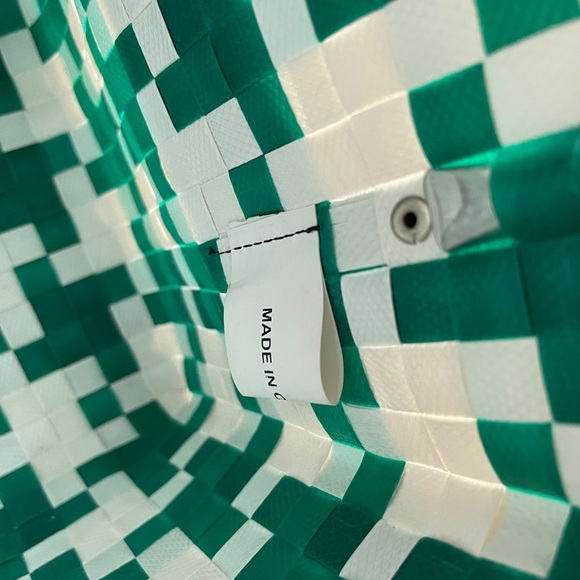 MARNI MARKET BASKET BAG IN white green WOVEN MATERIAL - Picture 7 of 9